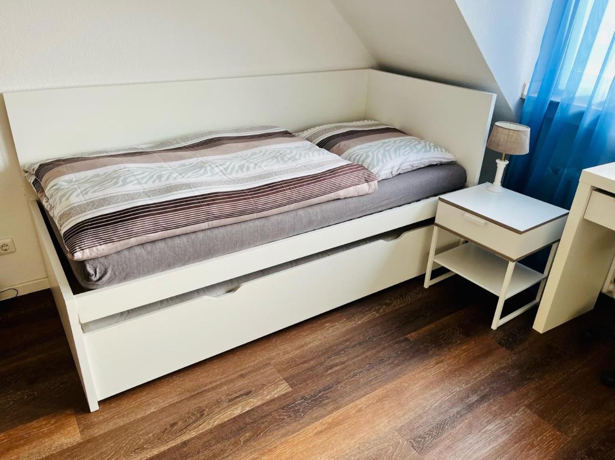Nasa Wohnung Uerdingen Krefeld Exteriör bild