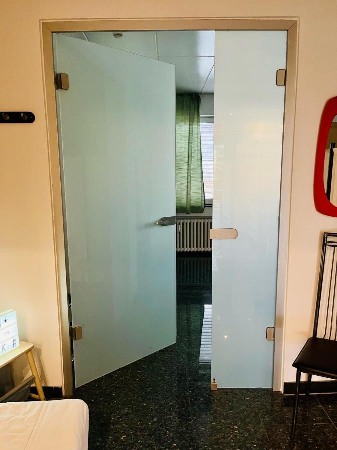 Nasa Wohnung Uerdingen Krefeld Exteriör bild