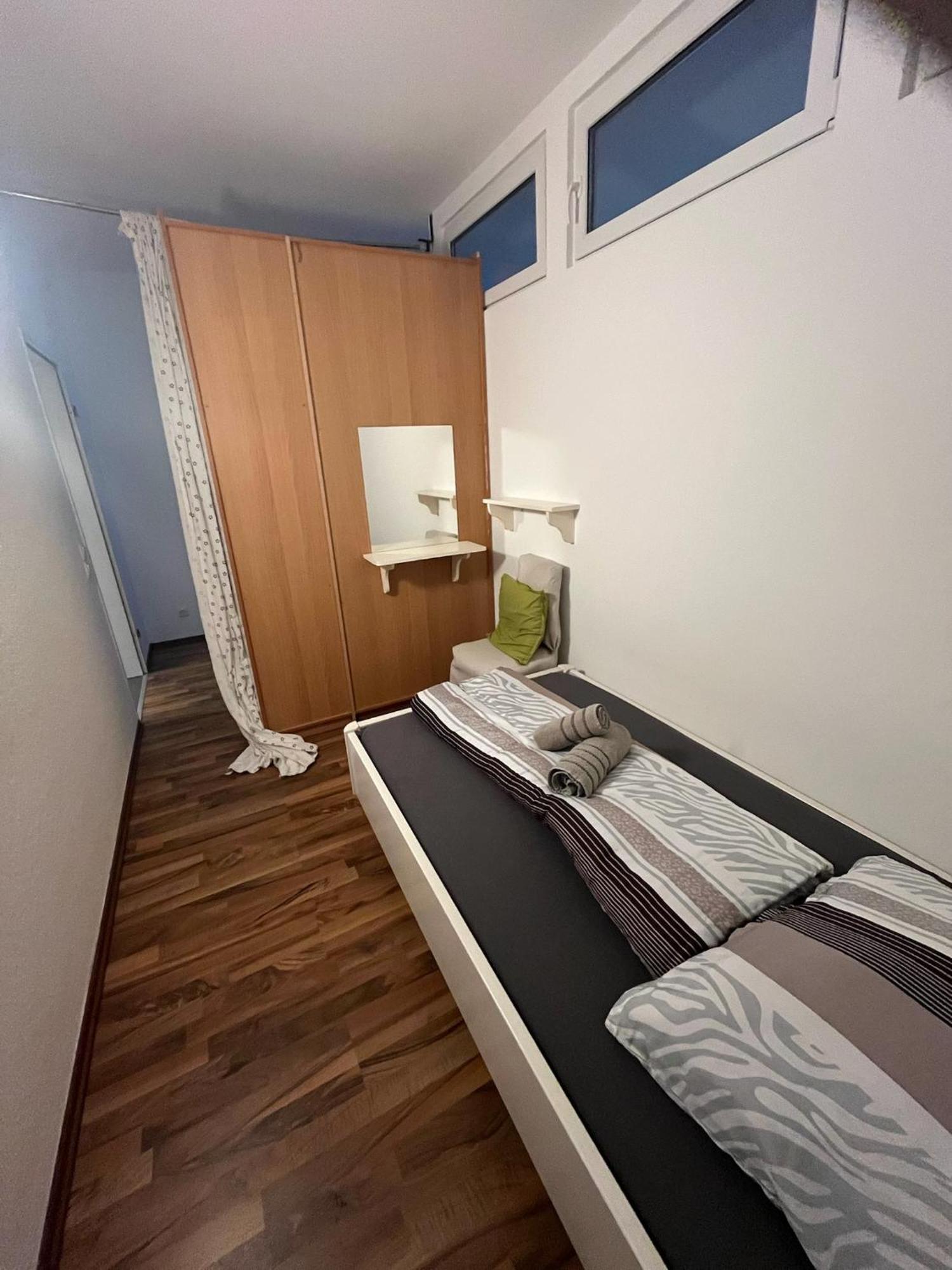 Nasa Wohnung Uerdingen Krefeld Exteriör bild